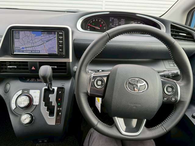 クリーニング洗浄！内部の細部にいたるまで徹底洗浄を実施いたします！外装はもちろん、内装の細かな部分までキレイにした状態で、ご納車させて頂いております！