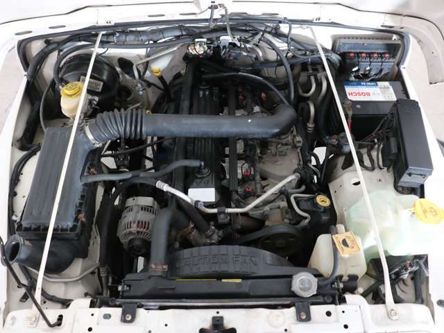 4000ccエンジンでトルクフルな走りが楽しめます！