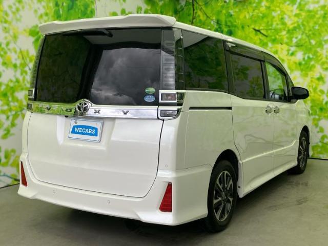 全国に店舗を展開しているのでどこでもお取り寄せが可能です！この車が気になるけど遠方だから・・・と諦める必要はありません！※別途陸送費が必要です。