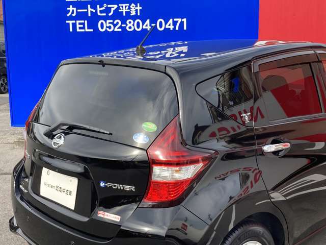 プライバシーガラス！名前のとおりプライバシーを保護するためのガラスです。
