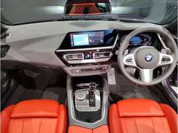 ☆センターパネルを運転席側に僅かに傾けたBMW独特のインパネ☆【駆け抜ける歓び】はここからもスタートしております☆