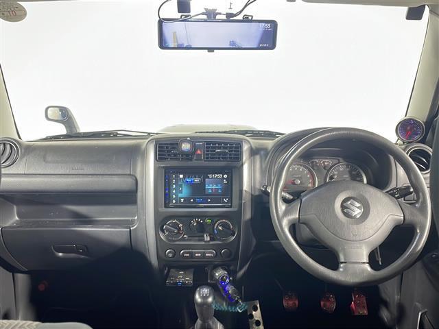 【インパネ全体】全方位で視界が広く、高い目線で運転もしやすいです！