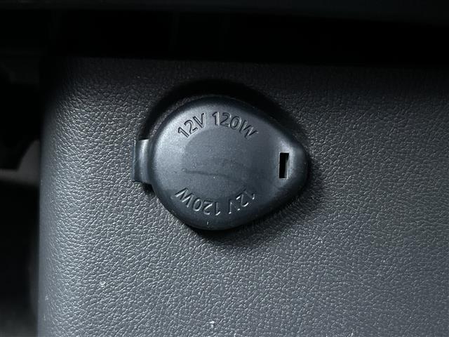 気になる車はすぐにお問い合わせください！画面右側の0066から始まる無料ダイヤルからお問い合わせ下さい！専門スタッフがお車のご質問にお答えいたします！