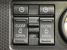 【両側パワースライドドア】スマートキーや運転席のスイッチで後席両側スライドドアの開閉が可能♪電動だから力を入れてドアを開ける必要が無く、小さなお子様でも簡単に開け閉めでき快適です♪