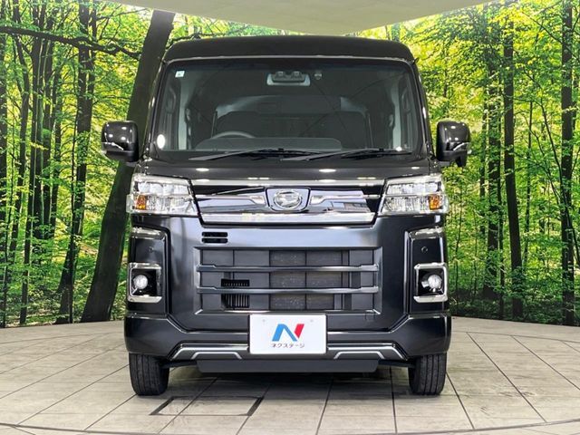 弊社では、全車『修復歴なし』のお車のみ取り扱っております。専任バイヤーによる厳選した仕入れの後、入庫後の車両チェックを行い、ネクステージが認定した高品質な中古車をご提供しております。