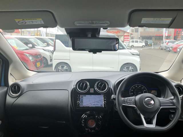 【日産中古車ワイド保証　1年/走行無制限】付帯いたします。　駆動系・電装系パーツなど全パーツ（消耗品・油脂類を除く）に適応されます。☆全国2,300以上の日産サービス工場がサポートいたします。