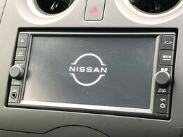 【純正ナビ】人気の純正ナビを装備。オーディオ機能も充実しており、Bluetooth接続すればお持ちのスマホやMP3プレイヤーの音楽を再生可能！毎日の運転がさらに楽しくなります！！