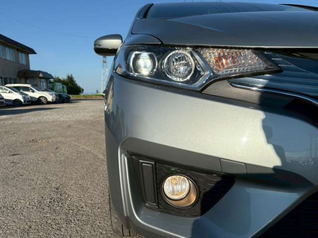 遠方で車を見に来れない方でもご安心ください。ご購入者の67％（直近1年実績）の方が電話のみでご購入されています。今は電話でも、ネットとメールでも車が買える時代です。