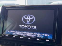 【大画面ナビ】人気の大型9インチナビを装備。存在感のある大画面はインパクト大！ナビ利用時のマップ表示は見やすく、テレビやDVDは臨場感がアップ！いつものドライブがグッと楽しくなります♪