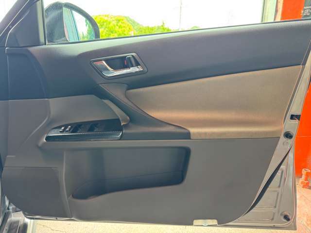 ★アルパインナビ★Bluetoothオーディオ対応★レギュラーガソリン車★シートカバー★