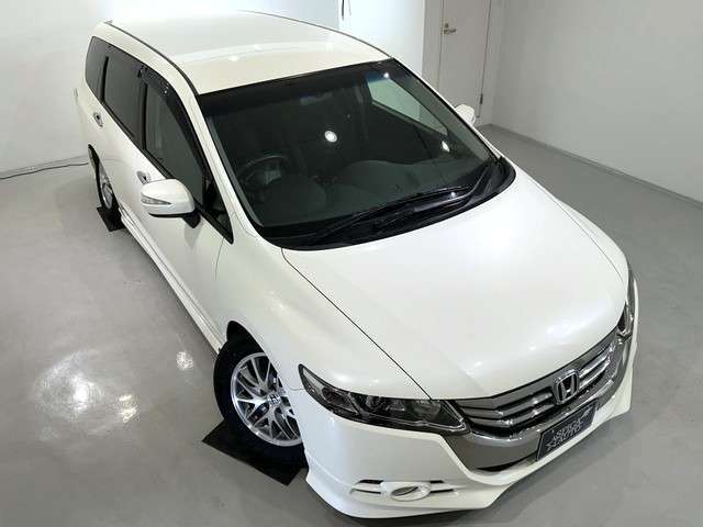 ☆数ある中から当社の車両を閲覧いただきまして、誠にありがとうございます☆公式ラインのお問い合わせで、納車前に［ウイルス対策・抗菌消臭］車内施工をサービス致します。☆　公式ラインID：＠139rzrqn