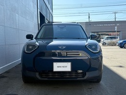 全国の正規ディーラーにてメンテナンスなどが可能な保証付き認定中古車となります！100項目にもおよぶ点検を納車前に行い、ご自宅まで納車（全国納車）いたします！