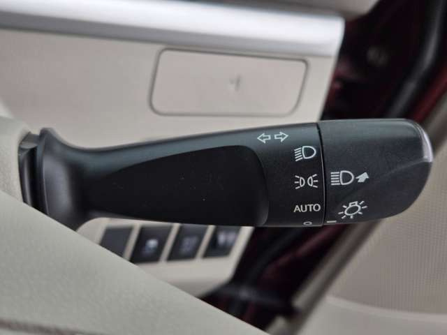 【運転席操作部】快適なドライブを楽しむための機能が装備されています！運転席から触れるので、使いやすいです！除菌プランいれていただくと、さらに清潔で安心していただけます！