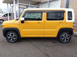4WD☆禁煙車☆R7/12車検有☆デュアルカメラブレーキ☆リアソナー☆メモリーナビ☆フルセグTV☆DVD再生☆BLUETOOTH☆ETC☆Wシートヒーター☆純正アルミ☆LEDランプ☆2トンルーフ