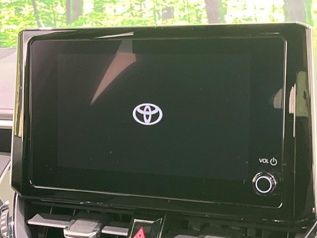 【8インチ　ディスプレイオーディオ】大画面のディスプレイはAppleCarPlayやAndroidAutoが利用可能。大きな画面でスマホナビアプリ等が利用いただけます♪