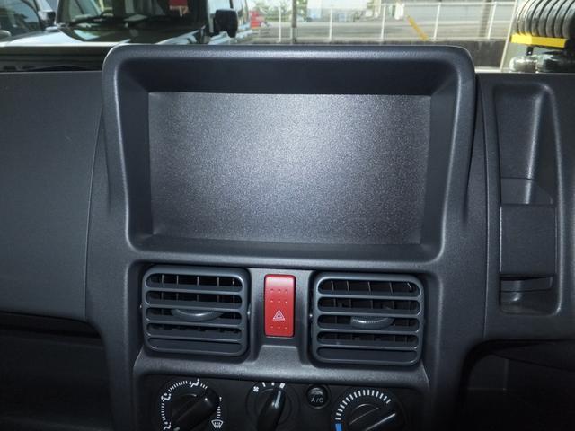 オーディオレス車です。カーナビ等ご注文いただけます！お気軽にご相談くださいませ