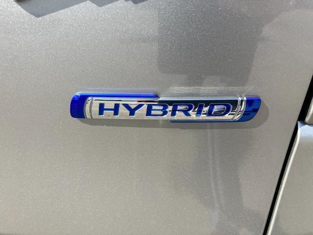 余剰電力をアシストモーターに使用。低燃費な【マイルドハイブリッド】