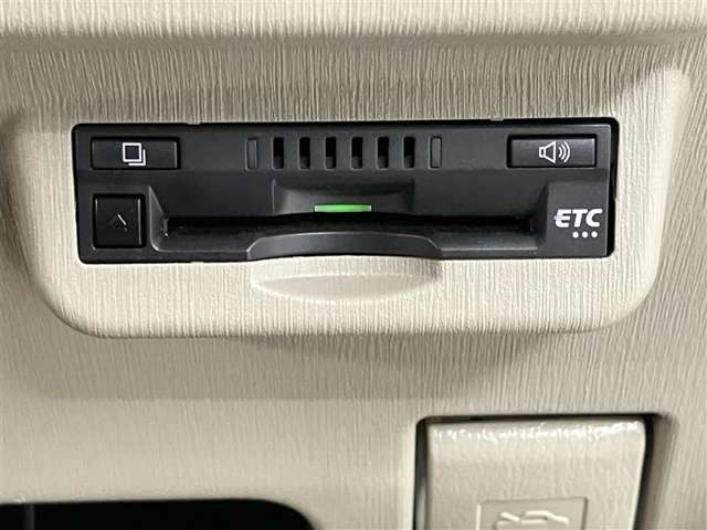 高速道路をスイスイッと通過のETC付き！ETCカードをお持ちでない方は、トヨタETCカードもございますので、ぜひスタッフにご相談ください！