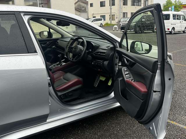 遠方のお客様でも安心な保証をご案内。当社で整備の車両には4ヶ月の消耗品も含む無料保証と最長5年走行無制限の延長保証をオプションでご用意☆お近くのディーラーにて保証修理をお受けできます♪
