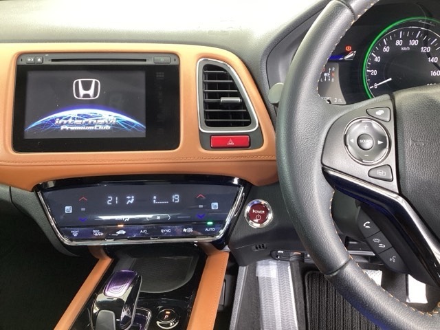 ホンダ純正メモリーナビ搭載なので、遠方へのドライブもお任せ下さい！