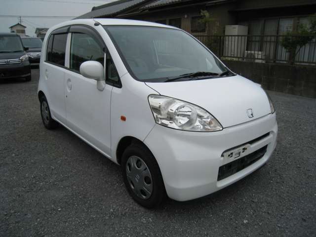 この度は当店のお車をご覧になっていただき、誠にありがとうございます。ぜひじっくりとご検討下さい。気軽にお問合せ・お見積りお待ちしております。