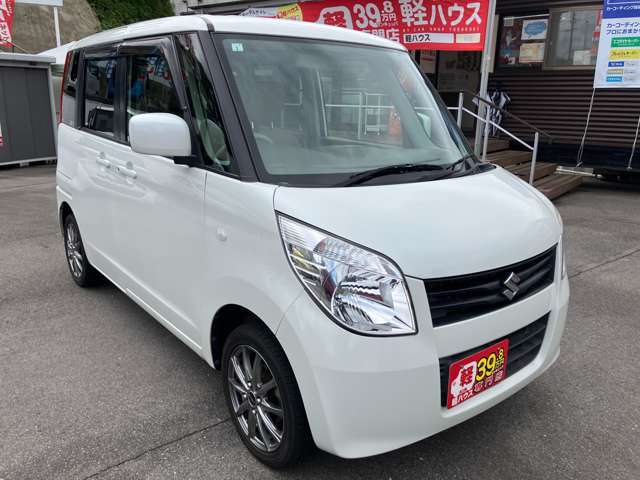 【安さの理由1】大量仕入！当店では大量仕入れすることで、陸送費など間接費用軽減に努めております。そのためお客様に低価格でお車を提供することが可能になっています！
