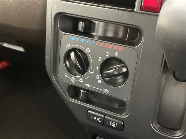 【シフトレバー】シフトも操作しやすく快適なドライブを楽しんでいただけます！