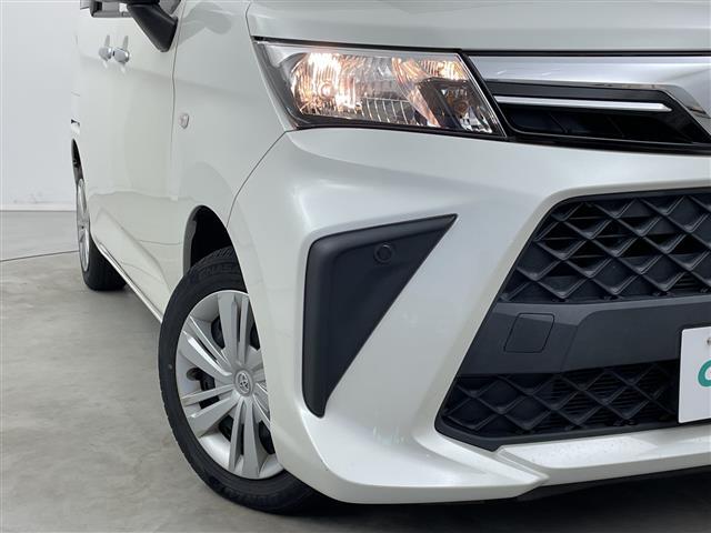 【ライト・ランプ】ワレもなく綺麗な状態なので、悪天候や夜間の走行も視界良好で安心してお乗りいただけます。ヘッドライト・ホイール・フロントガラスなど色々な部分コーティングをご用意しております！