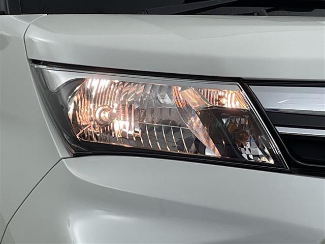 【ライト・ランプ】ワレもなく綺麗な状態なので、悪天候や夜間の走行も視界良好で安心してお乗りいただけます。ヘッドライト・ホイール・フロントガラスなど色々な部分コーティングをご用意しております！