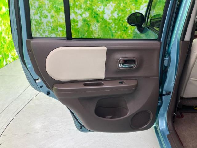 WECARSでは各商談席に大型モニターをご用意しております！見やすい大画面でゆったりと全国の在庫をご覧いただけます！是非ご来店お待ちしております！