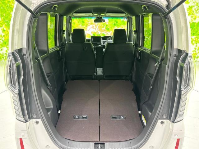 WECARS（ウィーカーズ）は全国250店舗展開！お客様が安心してカーライフをお楽しみいただけるよう社員一同心を込めてサポートいたします。