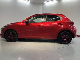 弊社営業時間は朝9：30から夕方18：00です♪