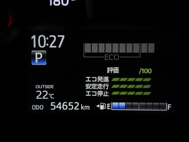 スピードメーターです。走行距離は実際の車両でご確認ください。