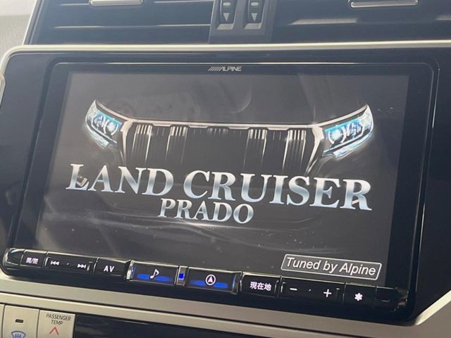 【BIG-X9インチナビ】人気の大画面BIG-Xナビを装備。専用設計で車内の雰囲気にマッチ！ナビ利用時のマップ表示は見やすく、テレビやDVDは臨場感がアップ！いつものドライブがグッと楽しくなります♪