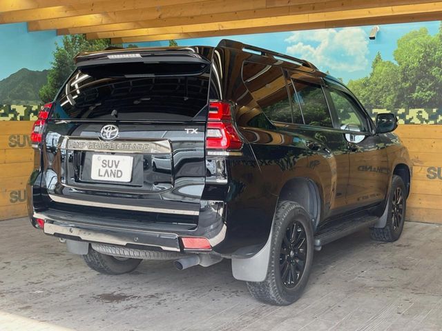 ☆全国のネクステージからお取り寄せが可能※！遠方の店舗に展示してあるクルマが気になる場合も、最寄りの店舗でご覧いただくことが可能です！是非私たちに要望をお聞かせください！※別途費用