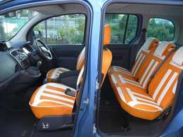 6速MT車です。カングーのATは故障しますので安心のMT車です。