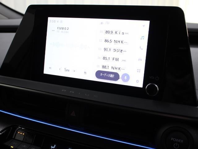 8インチのディスプレイオーディオを搭載。フルセグTV、AM/FM、Bluetooth/USB入力に対応しています。（コネクテッドナビをお申込みでナビをご利用いたたけます。)