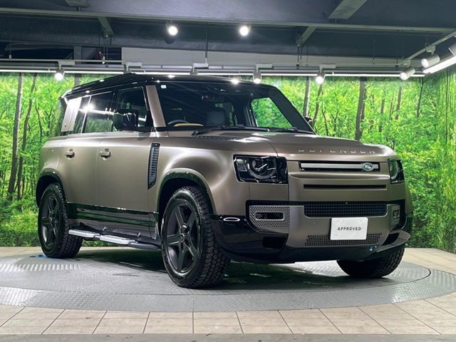 ジャガーランドローバーの認定中古車は、「安心」が標準装備です。さらなる安心のため、走行距離無制限の2年保証が標準でついてきます。詳しくは担当営業よりご説明させていただきます。