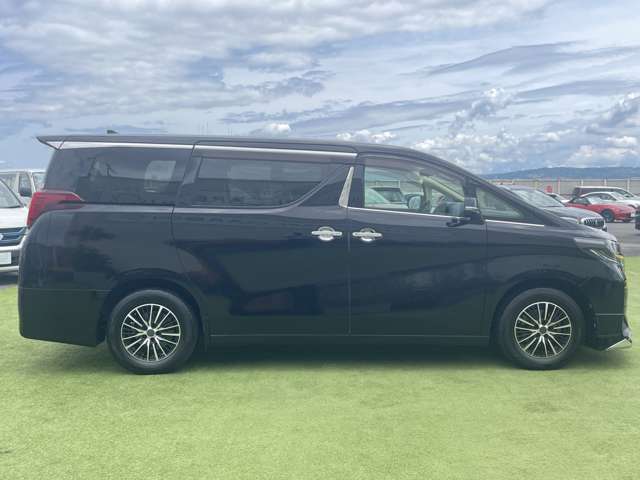 お車でお越しの場合　摂津南インターより5分　コーナン摂津鳥飼西店4階にございます　電車の場合は大阪モノレール　南摂津駅より徒歩5分。