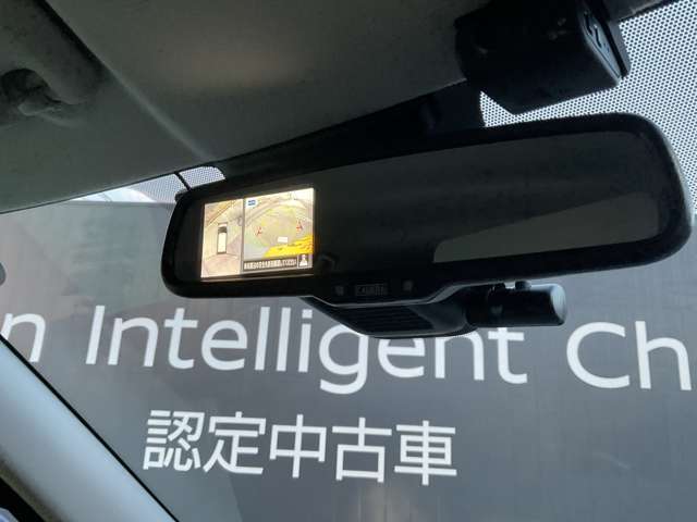 アラウンドビューモニターで駐車も楽々♪