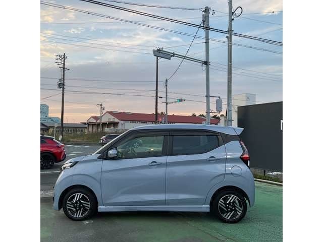 自動車保険（任意保険）も取り扱っております。お車の事はすべて浜松日産にお任せ下さい。