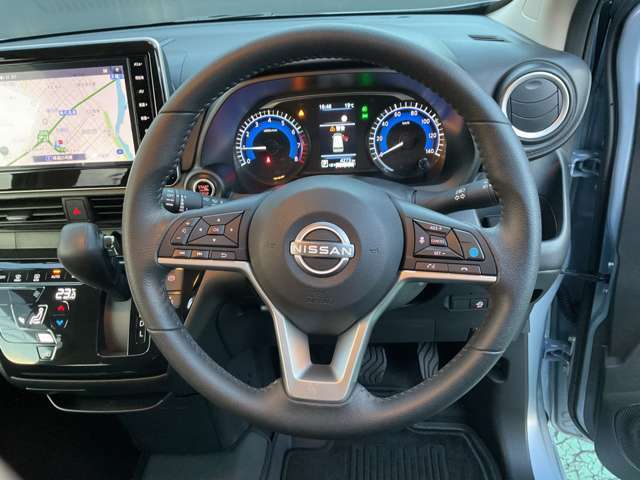 納車後に無料1ヶ月点検あります。全国の日産販売会社で受けれます。