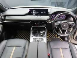 運転席の状態が出る場所ですが、ご覧の通りにキレイな状態ですよ。