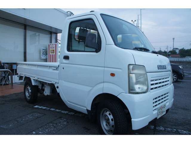 エンジン、ミッションなど金額の大きな箇所も無料修理♪代車もご用意！☆自社保証☆安心3ヶ月間の無料保証付。カーセンサーアフター保証も有り☆1年～2年更新保証もご用意有ります。輸入車は1年保証～有償のみです。