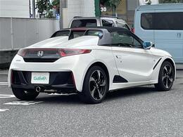 安心の全車保証付き！（※部分保証、国産車は納車後3ヶ月、輸入車は納車後1ヶ月の保証期間となります）。その他長期保証(有償)もご用意しております！※長期保証を付帯できる車両には条件がございます。