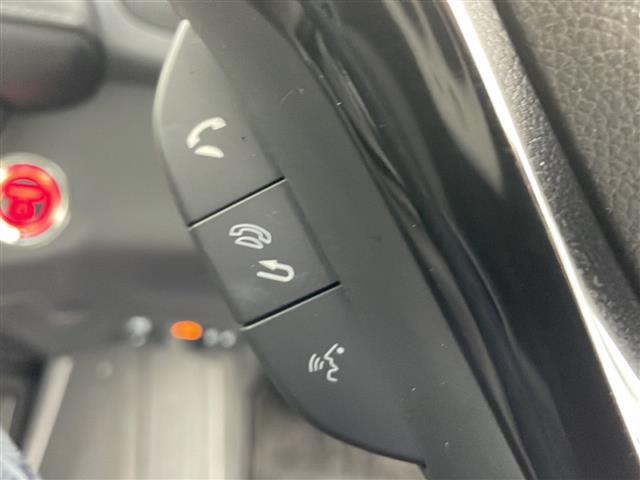 気になる車はすぐにお問い合わせください！画面右側の0066から始まる無料ダイヤルからお問い合わせ下さい！専門スタッフがお車のご質問にお答えいたします！