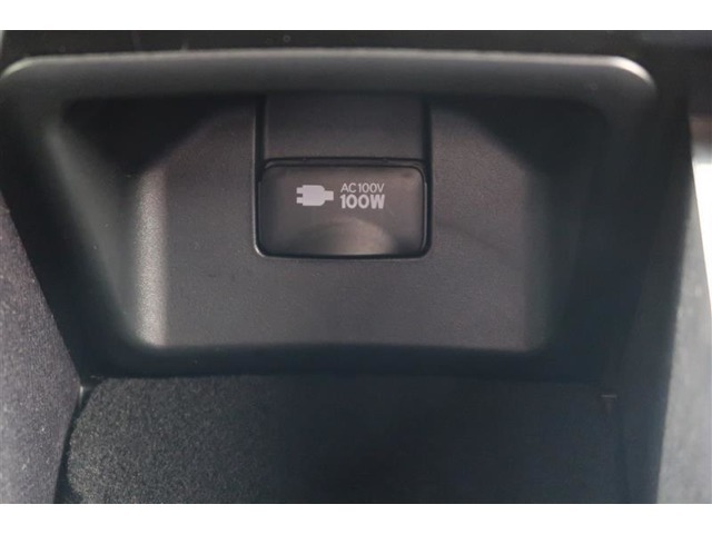 【アクセサリーコンセント】AC100V・100Wで家庭用のコンセント機器が使用可能♪