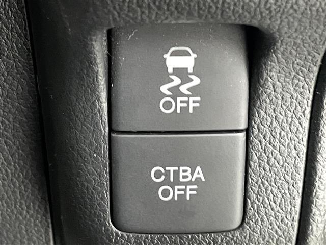 【運転席操作部】快適なドライブを楽しむための機能が装備されています！運転席から触れるので、使いやすいです！除菌プランいれていただくと、さらに清潔で安心していただけます！