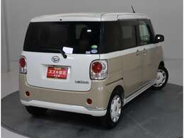 リアバンパーに障害物を検知するソナーを備えています！後退時もしっかりサポート☆