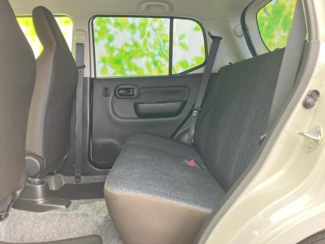 WECARSでは各商談席に大型モニターをご用意しております！見やすい大画面でゆったりと全国の在庫をご覧いただけます！是非ご来店お待ちしております！
